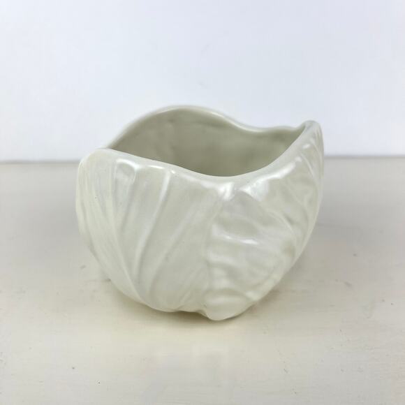 Crate and Barrel Cabbage Leaf Bowl Signed B Eigen - Picture 1 of 6